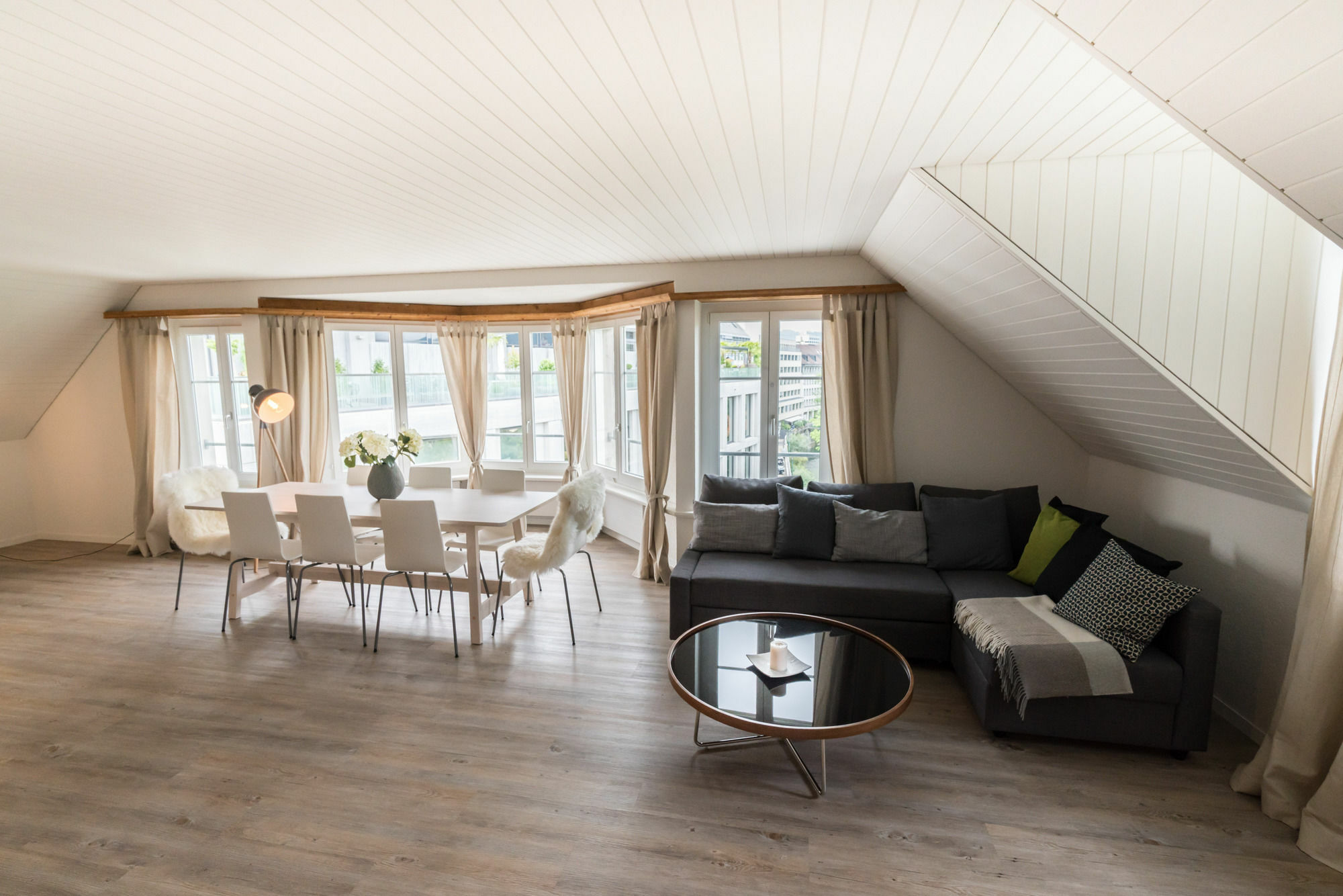 Loewenplatz Apartment Near Station By Airhome Zurigo Esterno foto